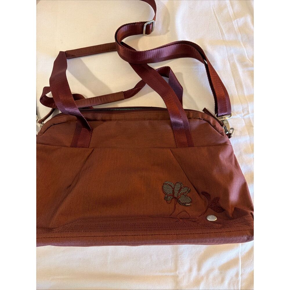 Extra Large Haiku Convertible Handbag Crossbody Removable Straps